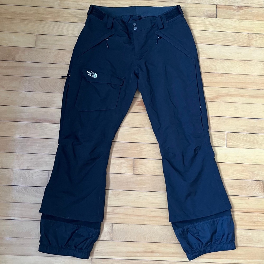 The North Face HyVent Womens Black Snow Pants Ski Snowboard Cargo Size Medium